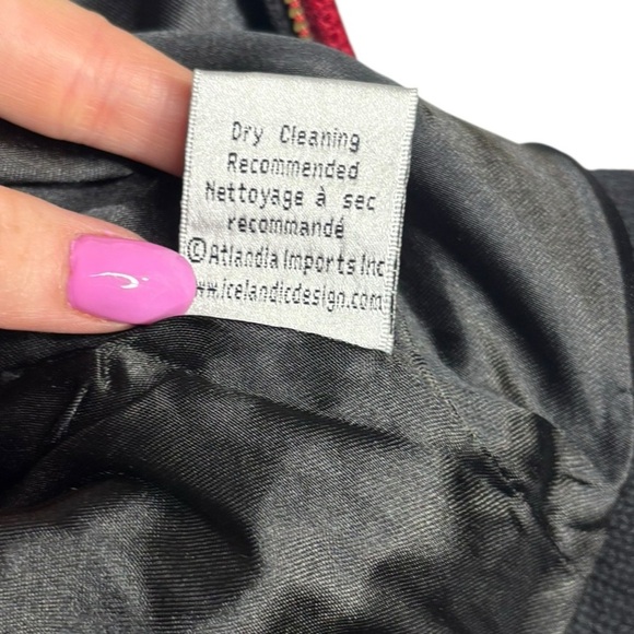 Icelandic Designs Wool Red Floral Knit Sweater Vest Size Small - Picture 6 of 14